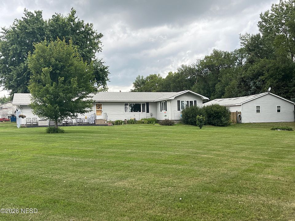 1st image of 17893 471st Ave