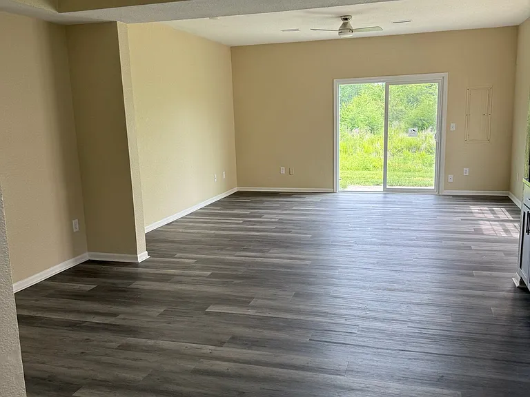 10358 Sloan Ave #10358 — Photo 1