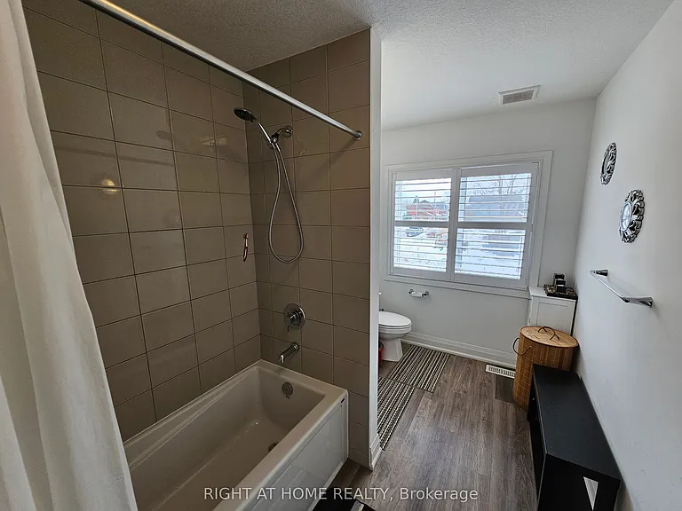 156 Huron St — Photo 26
