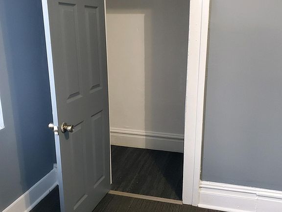 2nd image of 3442 S Jefferson Ave Unit 2