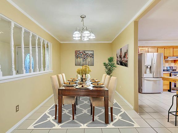 4th image of 4511 Hellas Dr