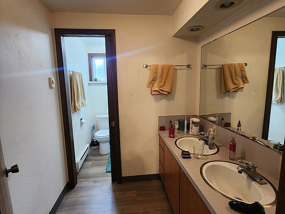 5th image of 311 N H St #B