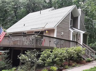 70 West St, Andover, CT 06232