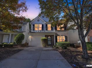 9465 Lakeview Rd, Union City, GA 30291