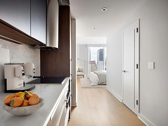 3rd image of 455 10th Ave APT 33C