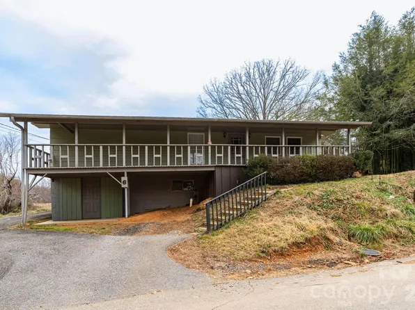 6 Overlook Cir, Asheville, NC 28803