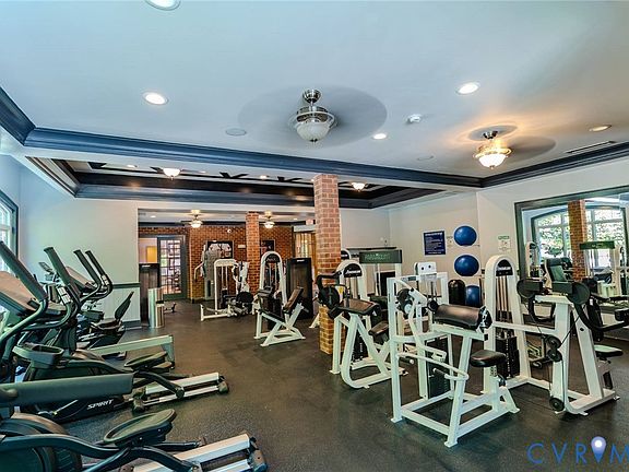 2nd image of 192 Yellowstone Dr APT 306