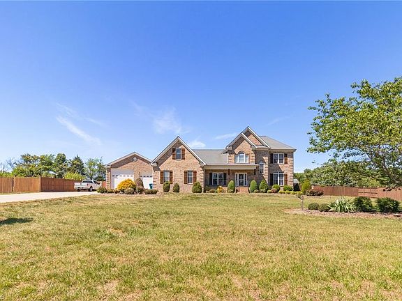 2nd image of 8204 Brotherstwo Rd