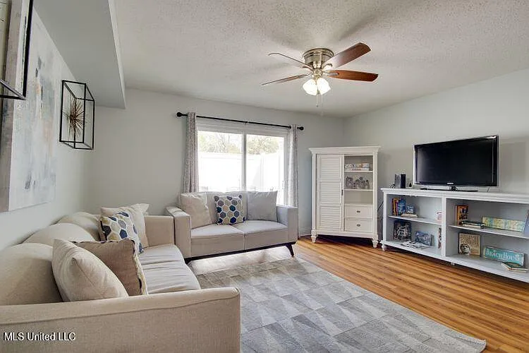 1664 Beach Blvd #176 — Photo 7