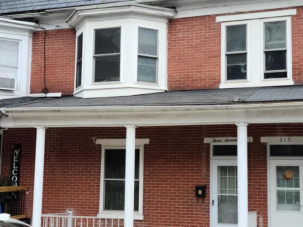317 1st Ave, Red Lion, PA 17356
