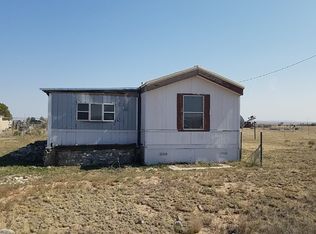 4 Carl Ln, Moriarty, NM 87035