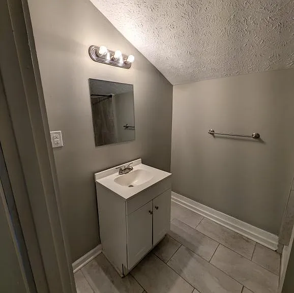 205 W Breckinridge St #5 — Photo 6