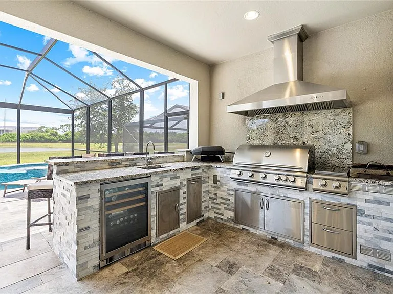 8029 Clementine Ln — Photo 48