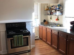 122 Juniper St APT 4, East Providence, RI 02914