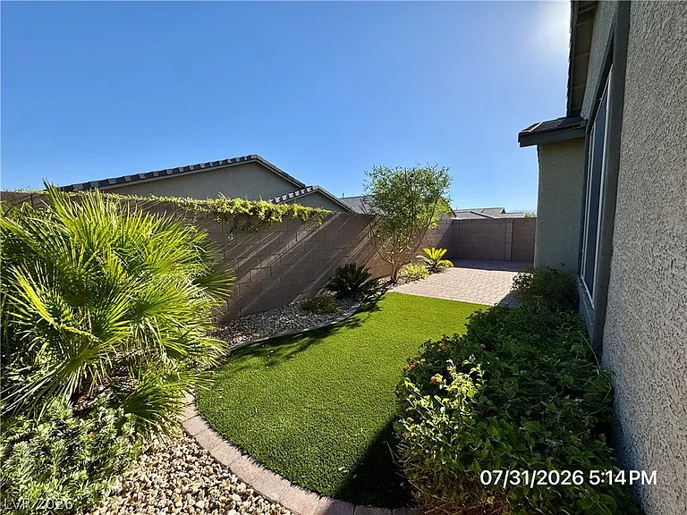 2239 Arrington Ave — Photo 16