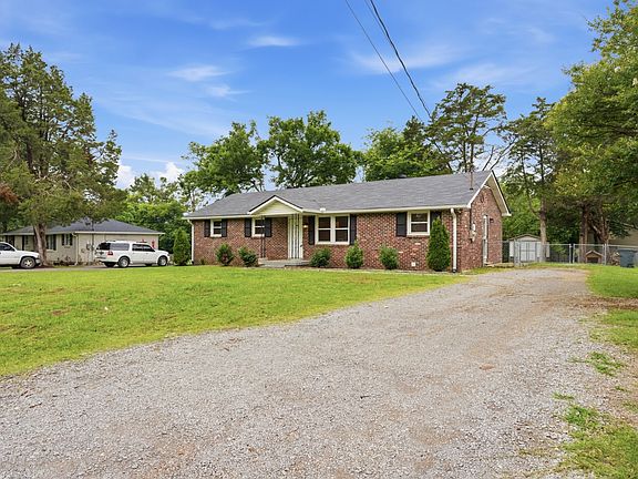 2nd image of 119 Mankin St