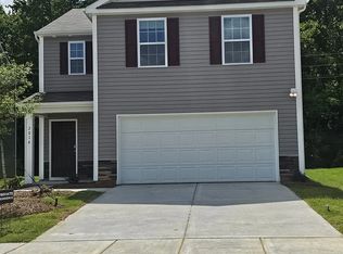 2016 Arum Dr, Charlotte, NC 28216