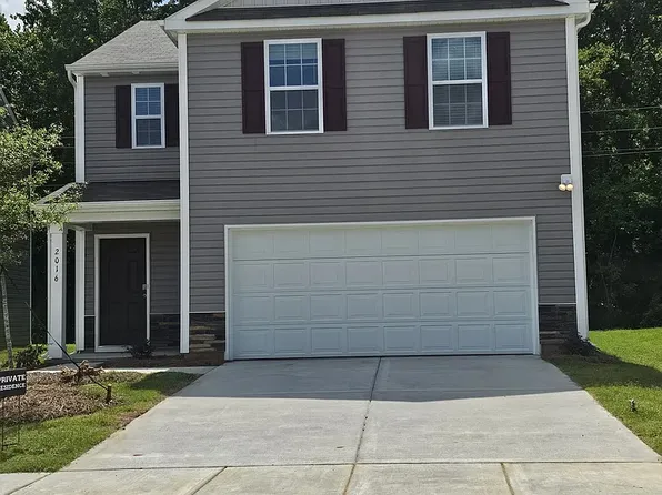 2016 Arum Dr, Charlotte, NC 28216