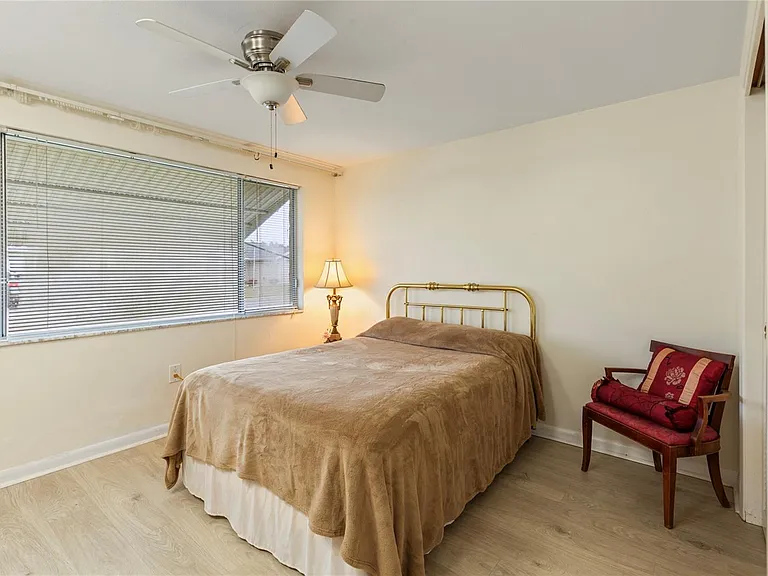 3228 Rock Valley Dr — Photo 13