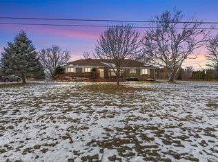 7476 Torrey Rd, Swartz Creek, MI 48473