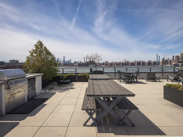 50 Greenpoint Avenue image 10 of 15