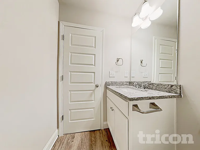 817 Crescent Way — Photo 31
