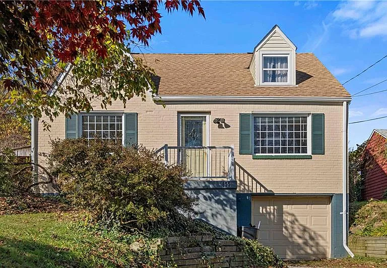 855 Hamil Rd — Photo 1