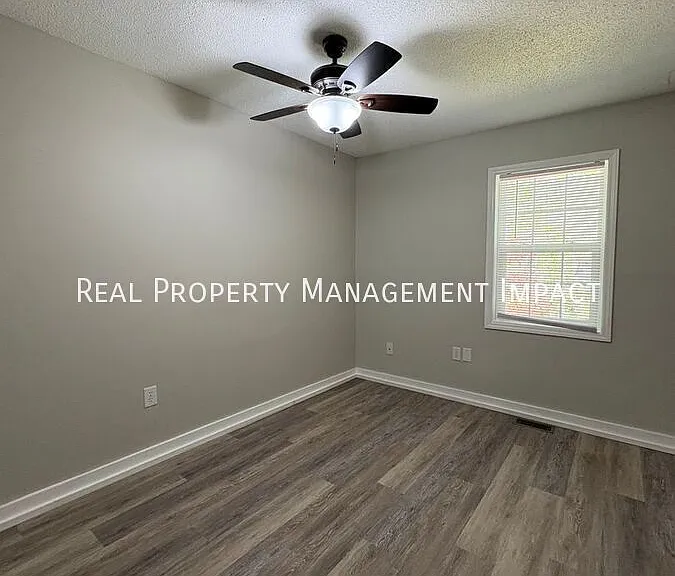 4 Willow Bridge Dr — Photo 37