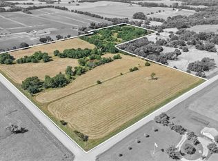 3658A Sand Creek Rd, Ottawa, KS 66067