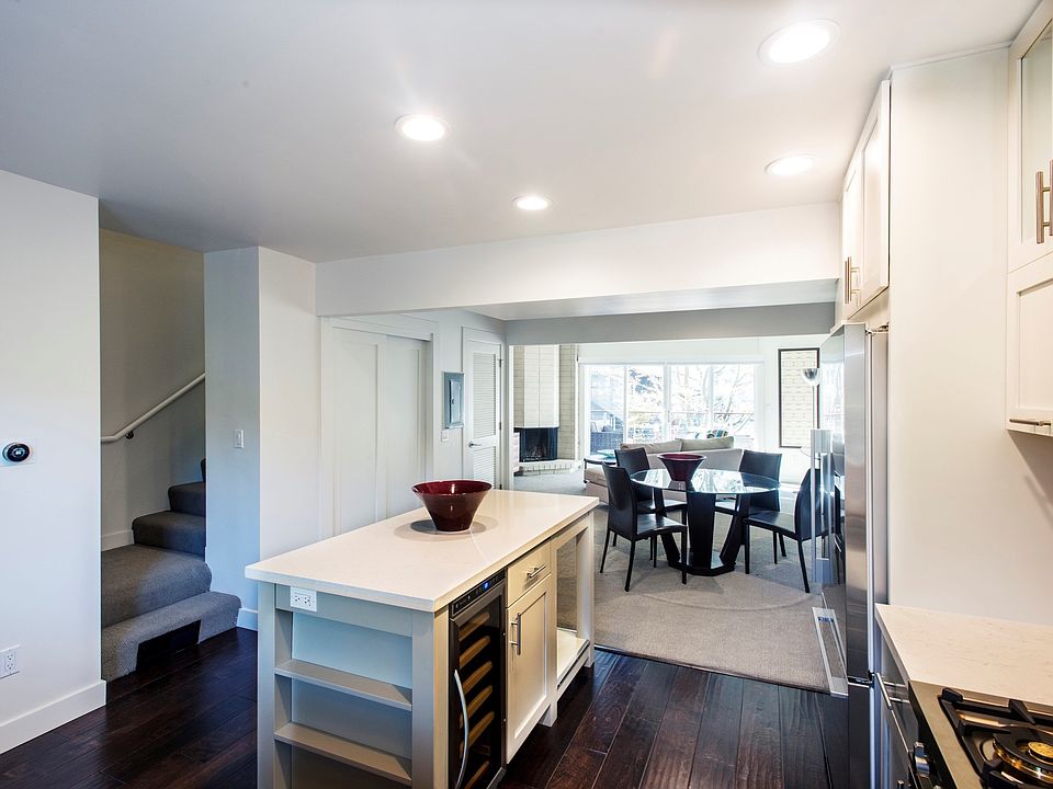 Kitchen / Living Room
