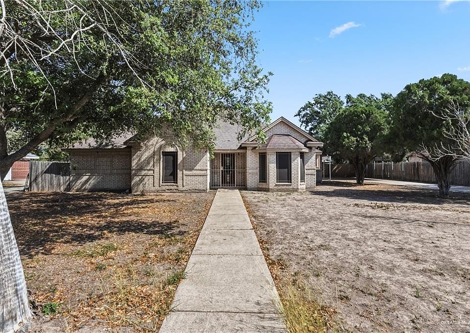 1st image of 1000 Paradise Cir