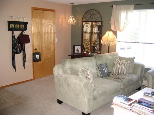 700 Ford Ave APT 8, Snohomish, WA 98290