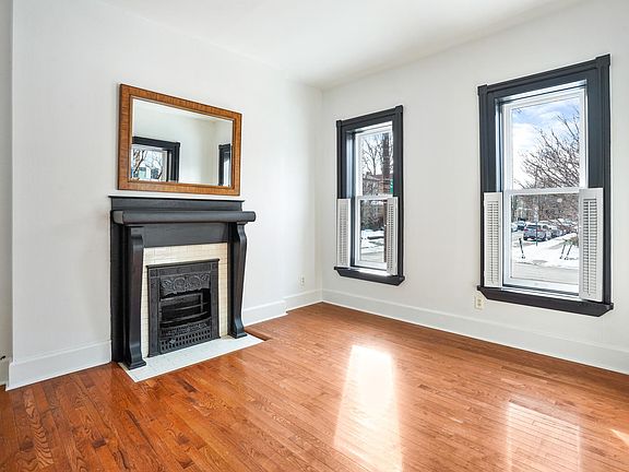 5th image of 68 E Hubbard Ave #68