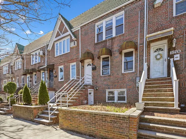 1572 E 34th St, Brooklyn, NY 11234
