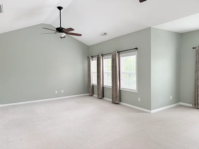 1109 Somers Dr — Photo 15