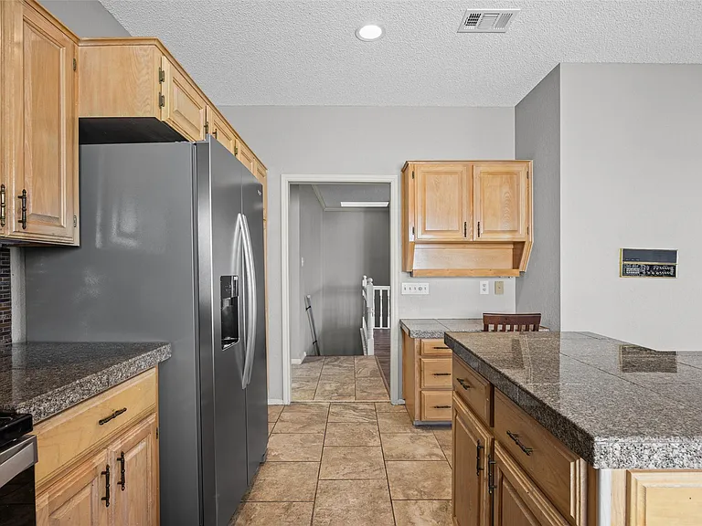 114 Paragon Ct — Photo 11
