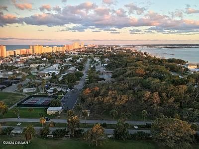 2nd image of 1 Oceans West Blvd APT 16B6