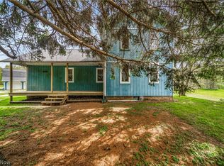 1809 Dock Rd, Madison, OH 44057