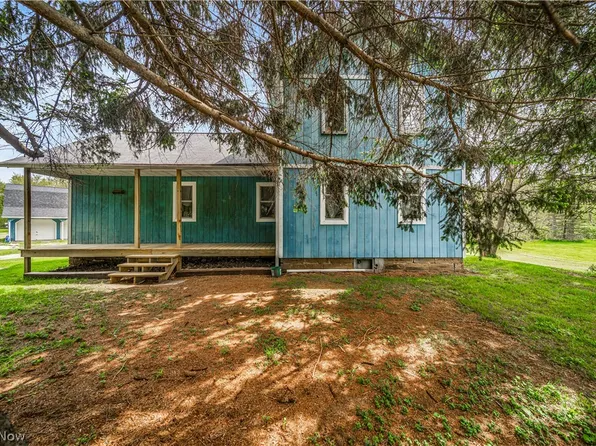 1809 Dock Rd, Madison, OH 44057