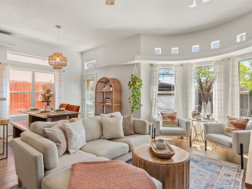 1st image of 6488 Cerros Grandes Dr