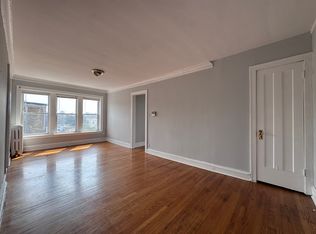 1757 W North Shore Ave APT 3B, Chicago, IL 60626