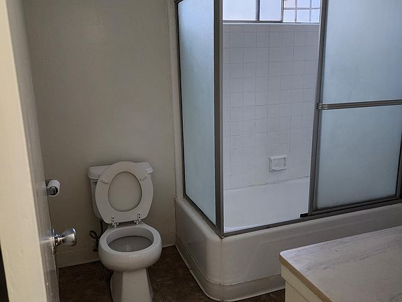 4th image of 11661 Texas Ave #2