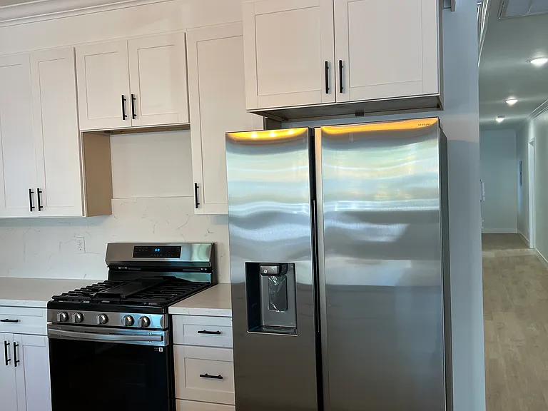 5300 Romaine St #0 — Photo 4