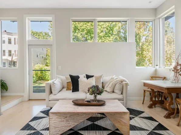 125 York St, Portland, ME 04101
