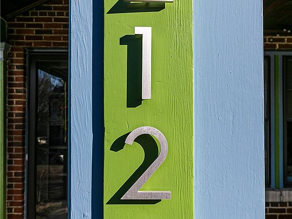 3rd image of 2126 Maplewood Ave