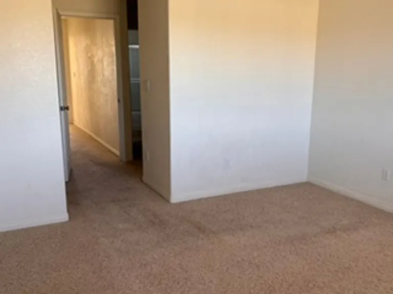 458 Sherwood Pl — Photo 14