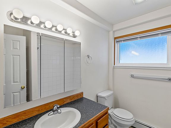 5th image of 5300 Lake Otis Pkwy APT 4