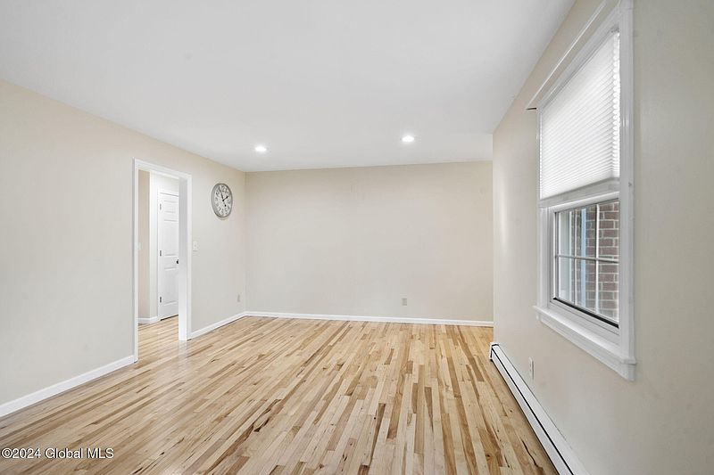 3rd image of 2 Salisbury Road