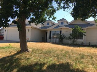 6184 N Gilroy Ave, Fresno, CA 93722