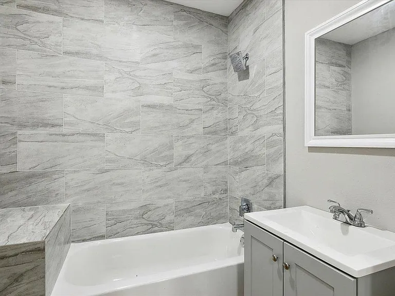 305 Rhode Island St — Photo 7